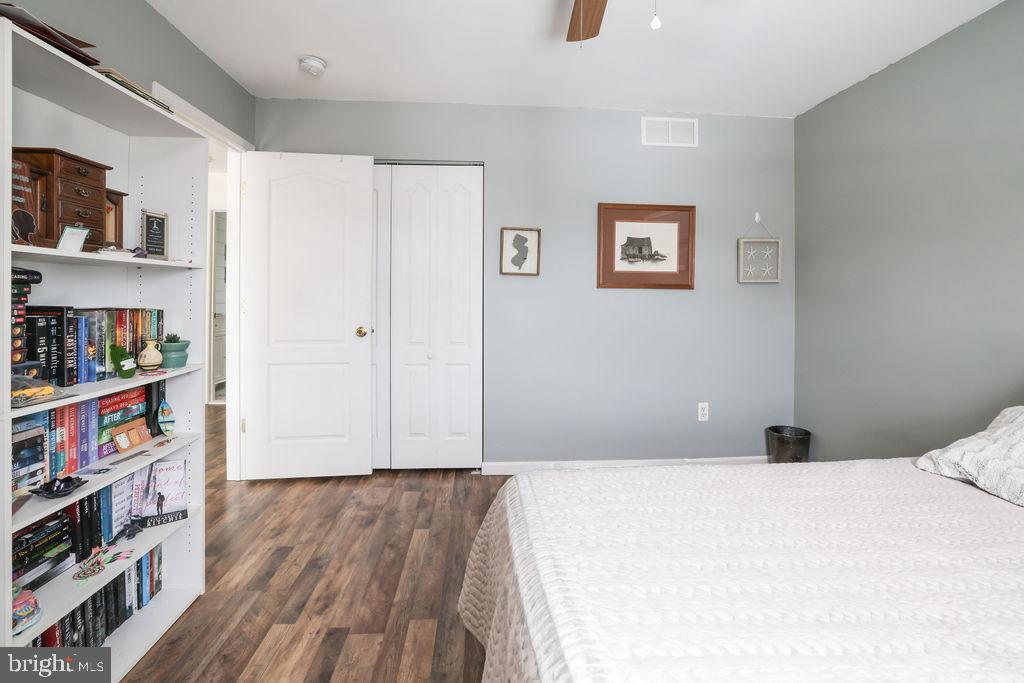 337 Leeward Road Manahawkin, NJ 08050 - Photo 31 of 44 Gallery Image 31