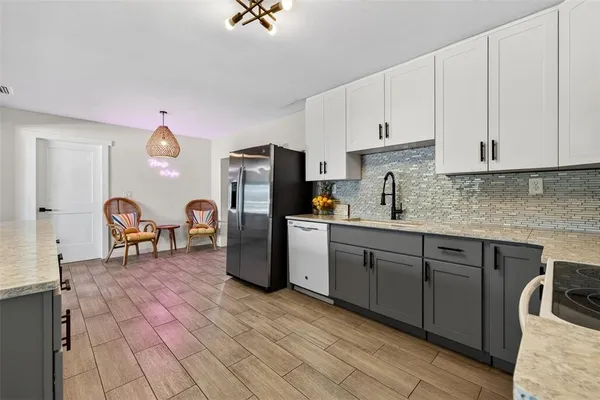 $549,900 | 436 87th Avenue, St. Pete Beach, FL 33706