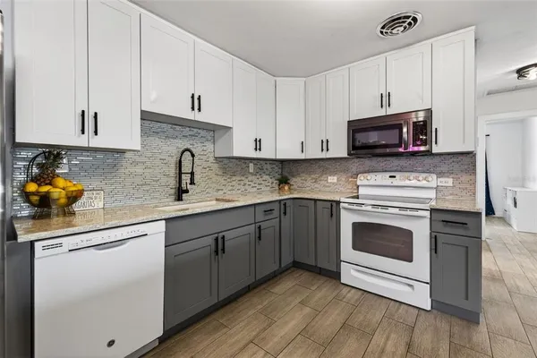 $549,900 | 436 87th Avenue, St. Pete Beach, FL 33706