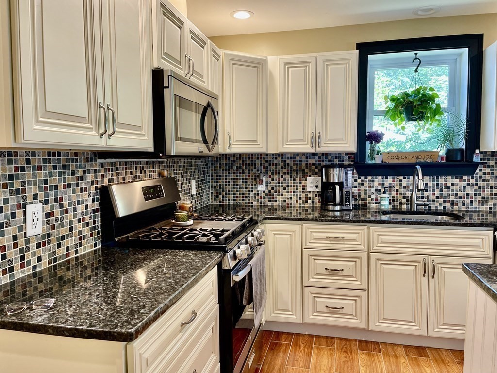 9 2nd Street Wakefield, MA 01880 - Photo 2 of 24