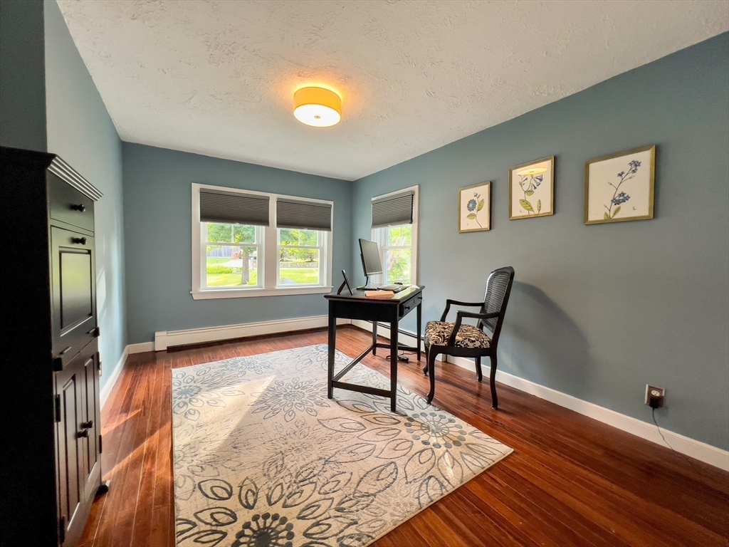 11 Cliff Road Hingham, MA 02043 - Photo 12 of 24 Gallery Image 12