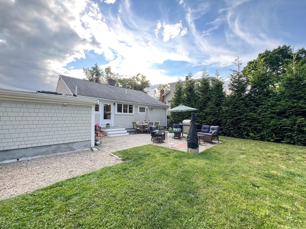 11 Cliff Road Hingham, MA 02043 - Photo 22 of 24 Gallery Image 22
