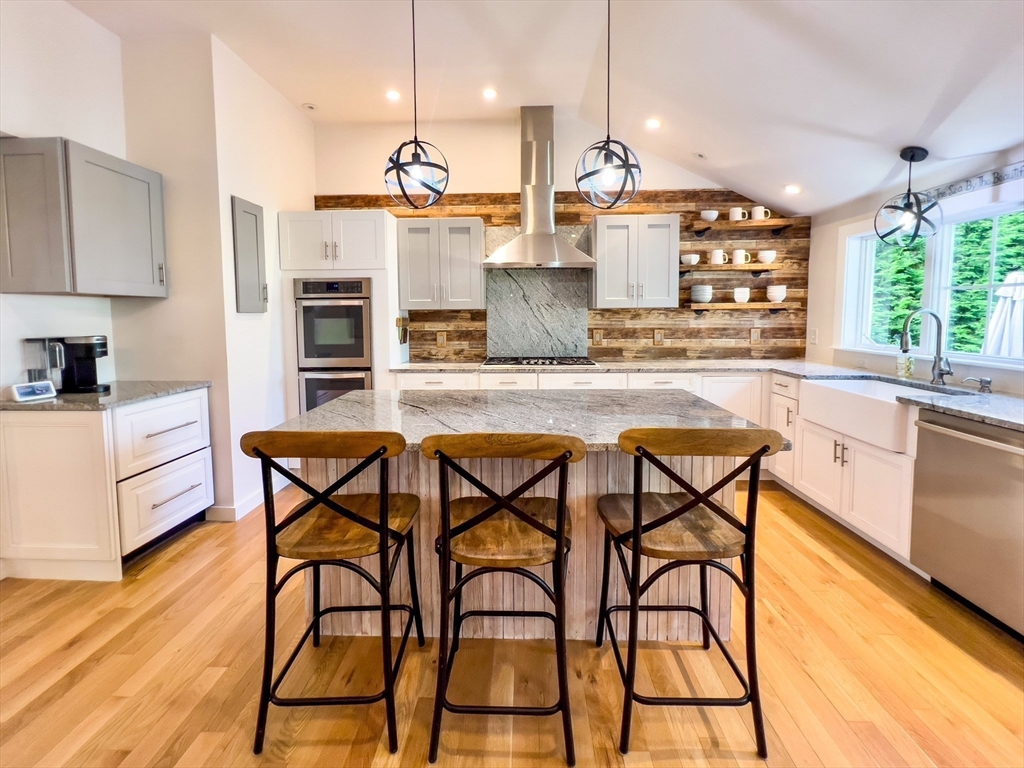 11 Cliff Road Hingham, MA 02043 - Photo 7 of 24 Gallery Image 7