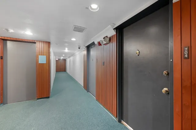 $1,200 | 7520 Hornwood Drive, Unit 704, Houston, TX 77036