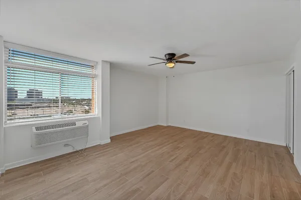 $1,095 | 7520 Hornwood Drive, Unit 704, Houston, TX 77036