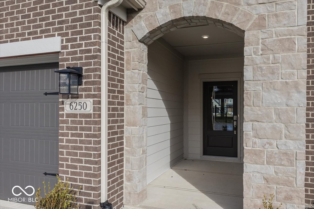 6250 Rippling Rock Drive Plainfield, IN 46168 - Photo 2 of 24