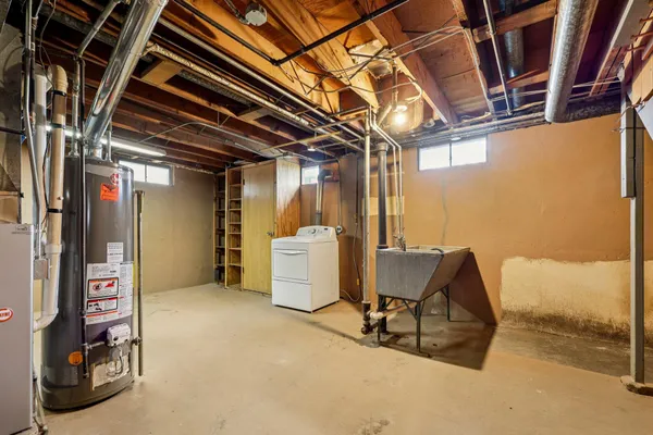 $279,900 | 6606 South 20th Street, Milwaukee, WI 53221