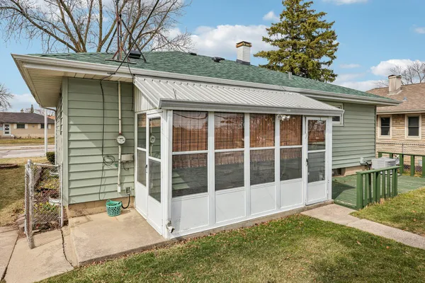$279,900 | 6606 South 20th Street, Milwaukee, WI 53221