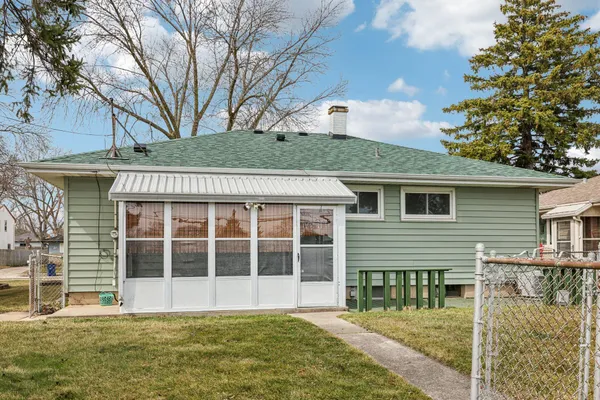 $279,900 | 6606 South 20th Street, Milwaukee, WI 53221