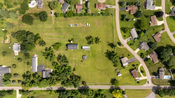 $679,900 | 6231 Moon Lake Road, Jackson, MI 49201