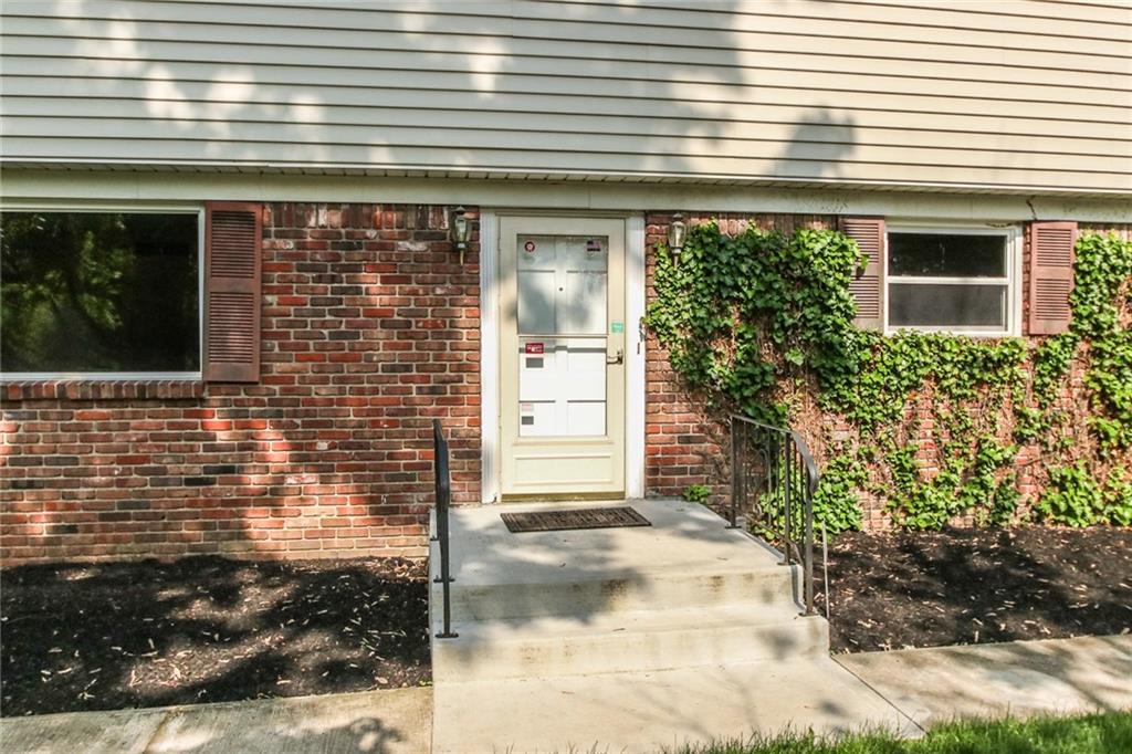 7264 Hague Road Indianapolis, IN 46256 - Photo 2 of 25 Gallery Image 2