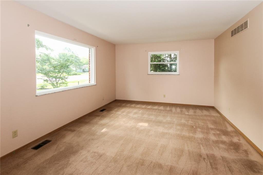 7264 Hague Road Indianapolis, IN 46256 - Photo 4 of 25 Gallery Image 4