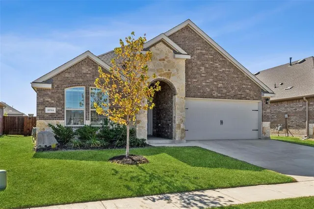 $2,250 | 10314 Echo Brk Lane, Aubrey, TX 76227