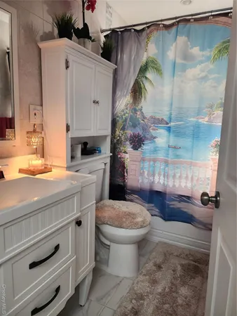 $1,195,000 | 77-11 64th Lane | Glendale