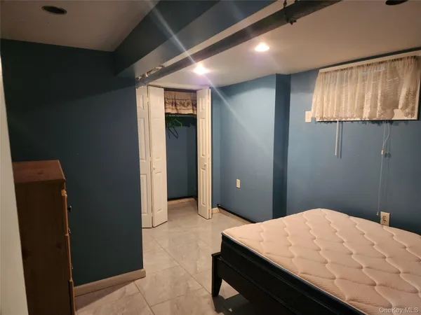 $1,195,000 | 77-11 64th Lane | Glendale