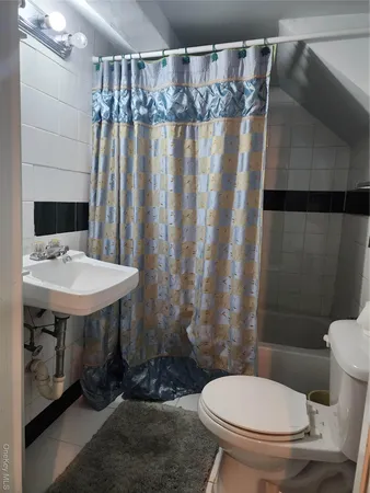 $1,195,000 | 77-11 64th Lane | Glendale