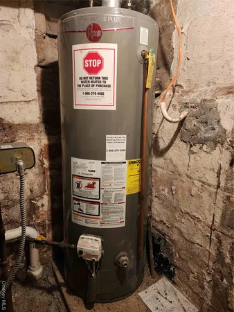 $1,195,000 | 77-11 64th Lane | Glendale