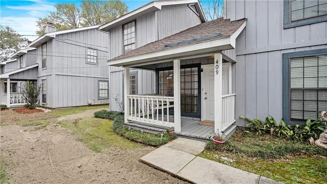 $149,900 | 409 Cedarwood Drive, Mandeville, LA 70471
