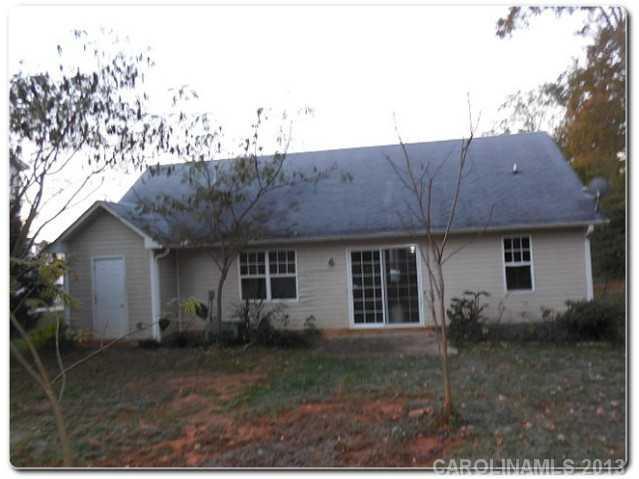 700 Raindrops Road Gastonia, NC 28054 - Photo 2 of 11 Gallery Image 2