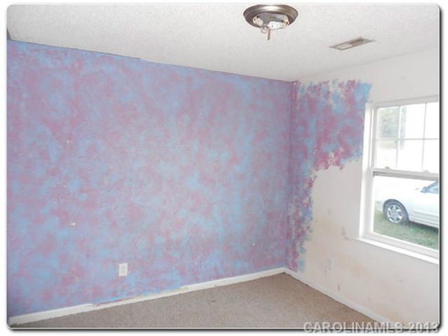 700 Raindrops Road Gastonia, NC 28054 - Photo 8 of 11 Gallery Image 8
