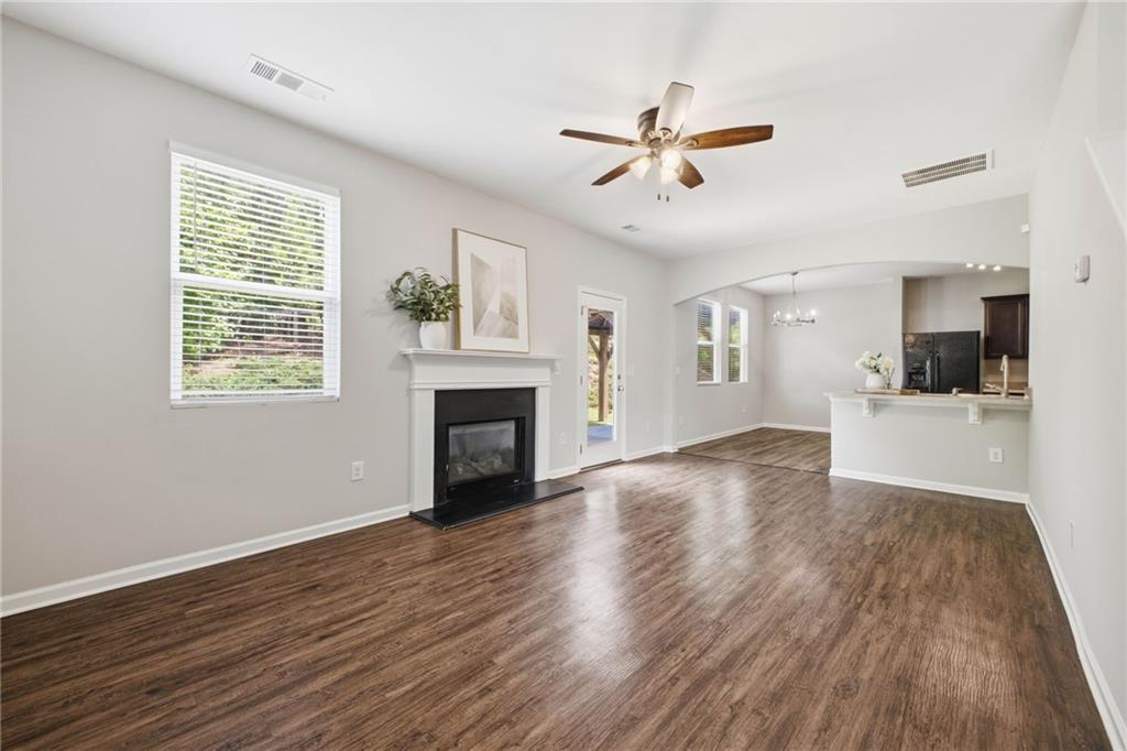 105 Comet Court Dallas, GA 30157 - Photo 7 of 44