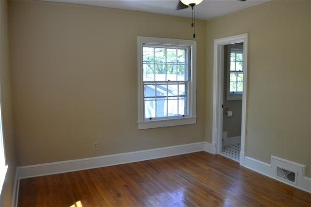111 Riggs Drive Clemson, SC 29631 - Photo 8 of 16 Gallery Image 8