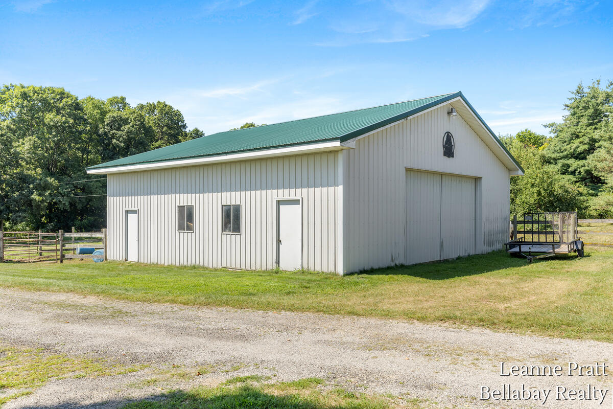 875 East Sager Road Hastings, MI 49058 - Photo 31 of 37 875-E-Sager_033