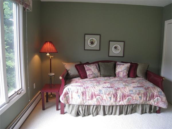 44 Grover Road Ashland, MA 01721 - Photo 17 of 28 Gallery Image 17
