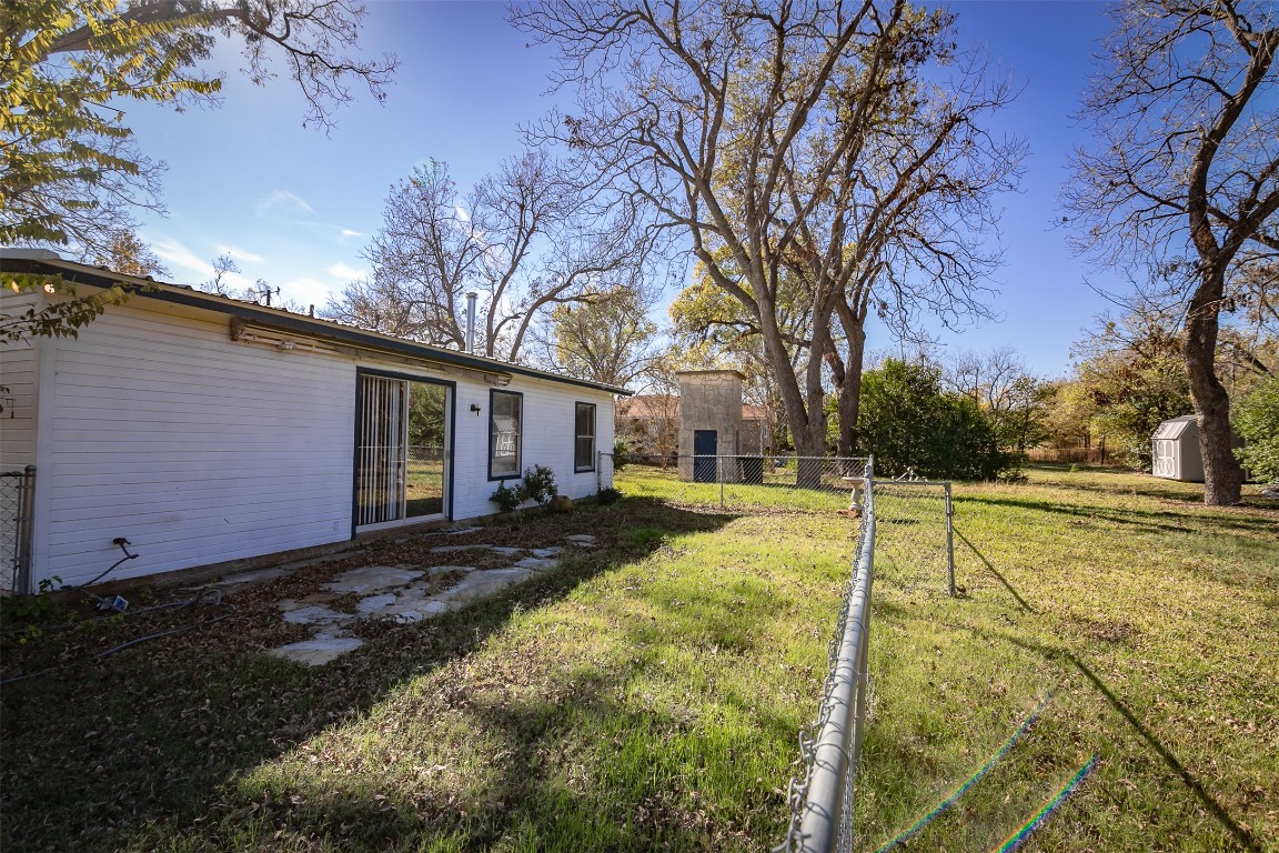 105 East Evans Street Leander, TX 78641 - Photo 16 of 18