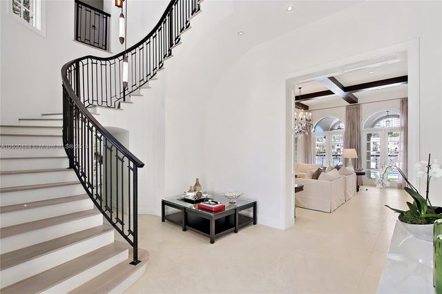 a view of entryway with a front door