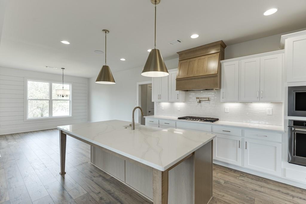 245 Smokey Road Buford, GA 30518 - Photo 18 of 55 Gallery Image 18