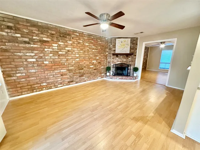 $1,750 | 3758 Laura Leigh Drive, Friendswood, TX 77546