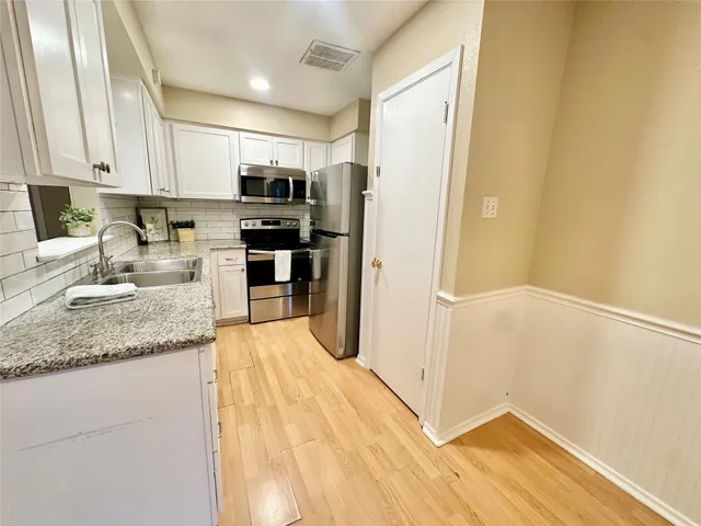 $1,750 | 3758 Laura Leigh Drive, Friendswood, TX 77546