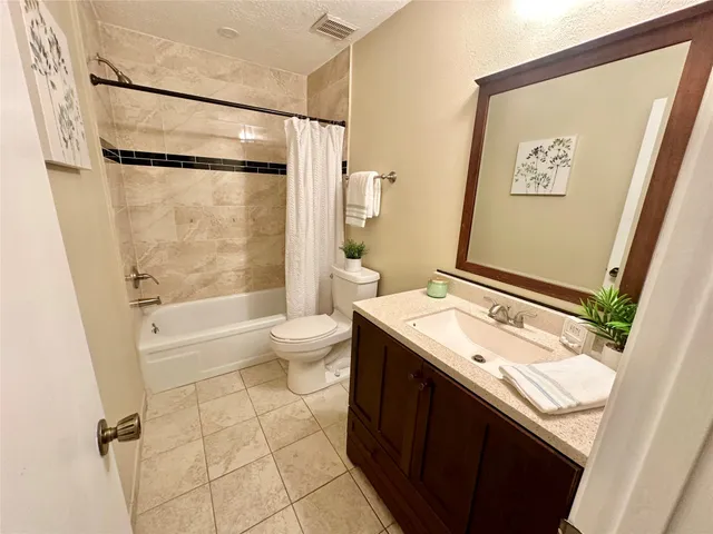 $1,750 | 3758 Laura Leigh Drive, Friendswood, TX 77546