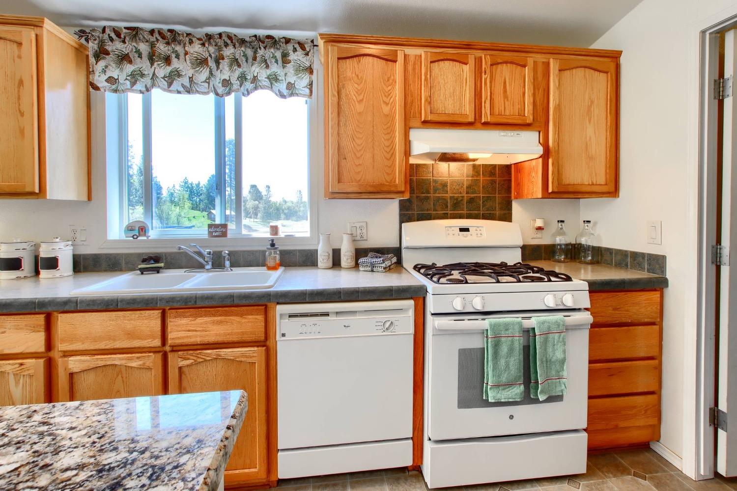 5762 Colorado Road, Unit 5780 Mariposa, CA 95338 - Photo 11 of 74 Gallery Image 11