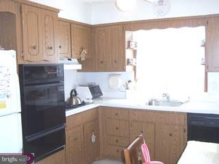 2931 Gelena Road Philadelphia, PA 19152 - Photo 3 of 4 Gallery Image 3