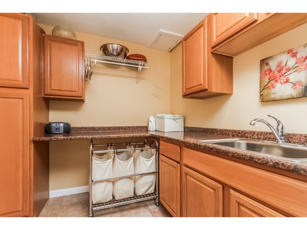 25 Hawthorne Road Windham, NH 03087 - Photo 11 of 36