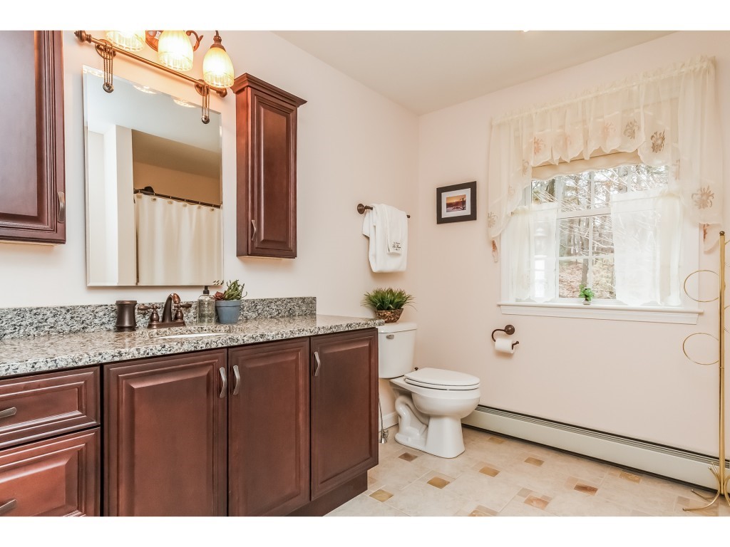 25 Hawthorne Road Windham, NH 03087 - Photo 20 of 36