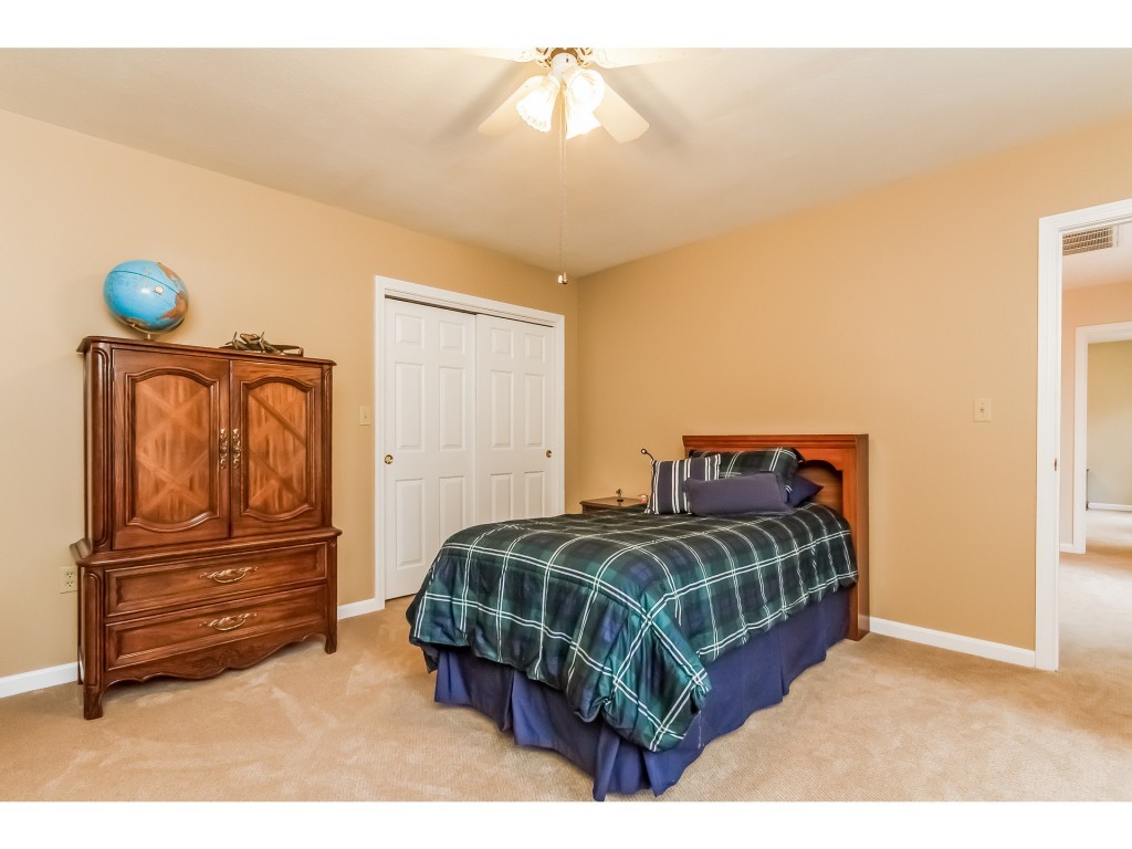 25 Hawthorne Road Windham, NH 03087 - Photo 26 of 36