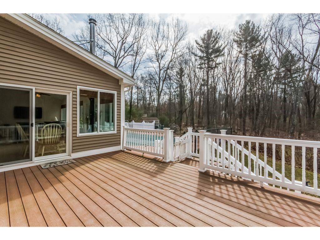 25 Hawthorne Road Windham, NH 03087 - Photo 31 of 36