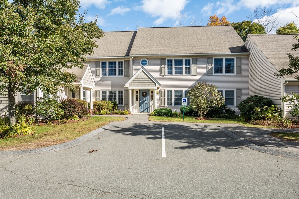 396 Boston Road, Unit 305 Billerica, MA 01821 - Photo 1 of 25 Gallery Image 1