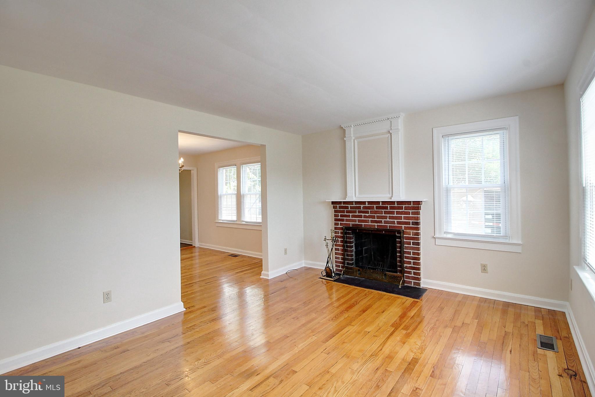 537 Wilson Place Frederick, MD 21702 - Photo 4 of 17
