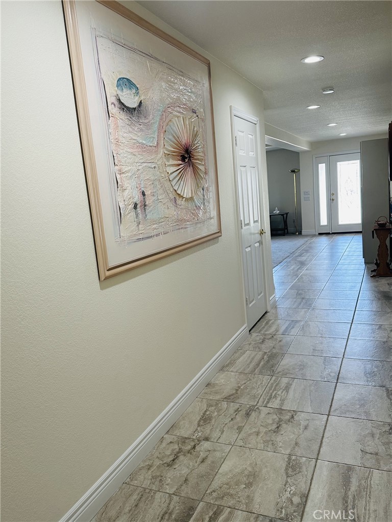 16232 Ridge View Drive Apple Valley, CA 92307 - Photo 14 of 66