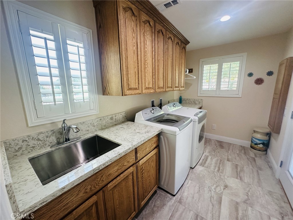 16232 Ridge View Drive Apple Valley, CA 92307 - Photo 30 of 66