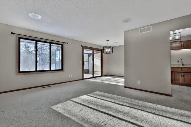 $265,000 | 30185 Olinda Trail, Lindstrom, MN 55045