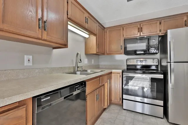 $265,000 | 30185 Olinda Trail, Lindstrom, MN 55045