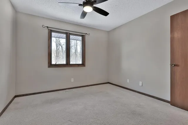 $265,000 | 30185 Olinda Trail, Lindstrom, MN 55045