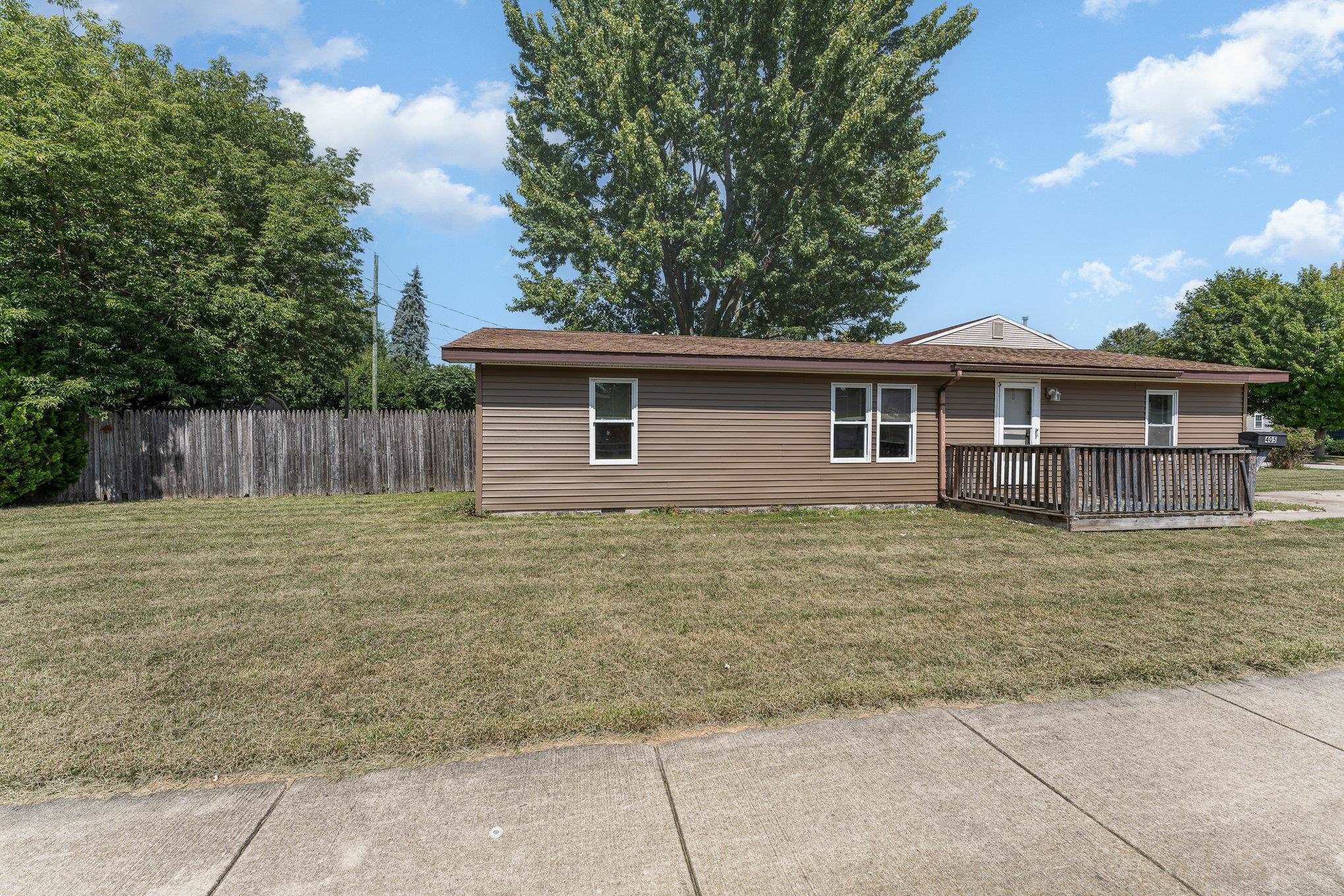 405 35th Street Bay City, MI 48708 - Photo 2 of 21 Gallery Image 2