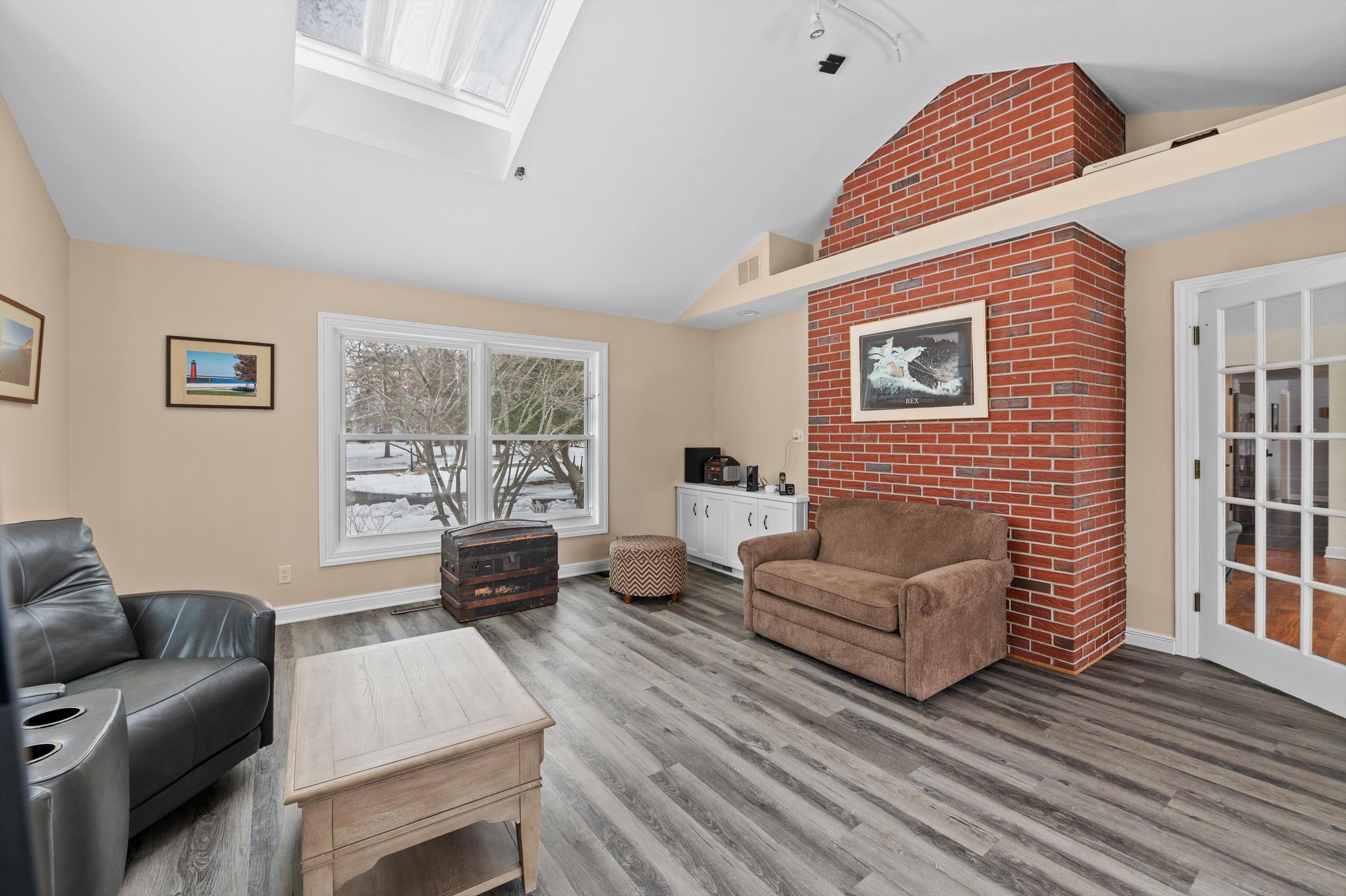 2626 West Ranch Road Mequon, WI 53092 - Photo 16 of 34 16