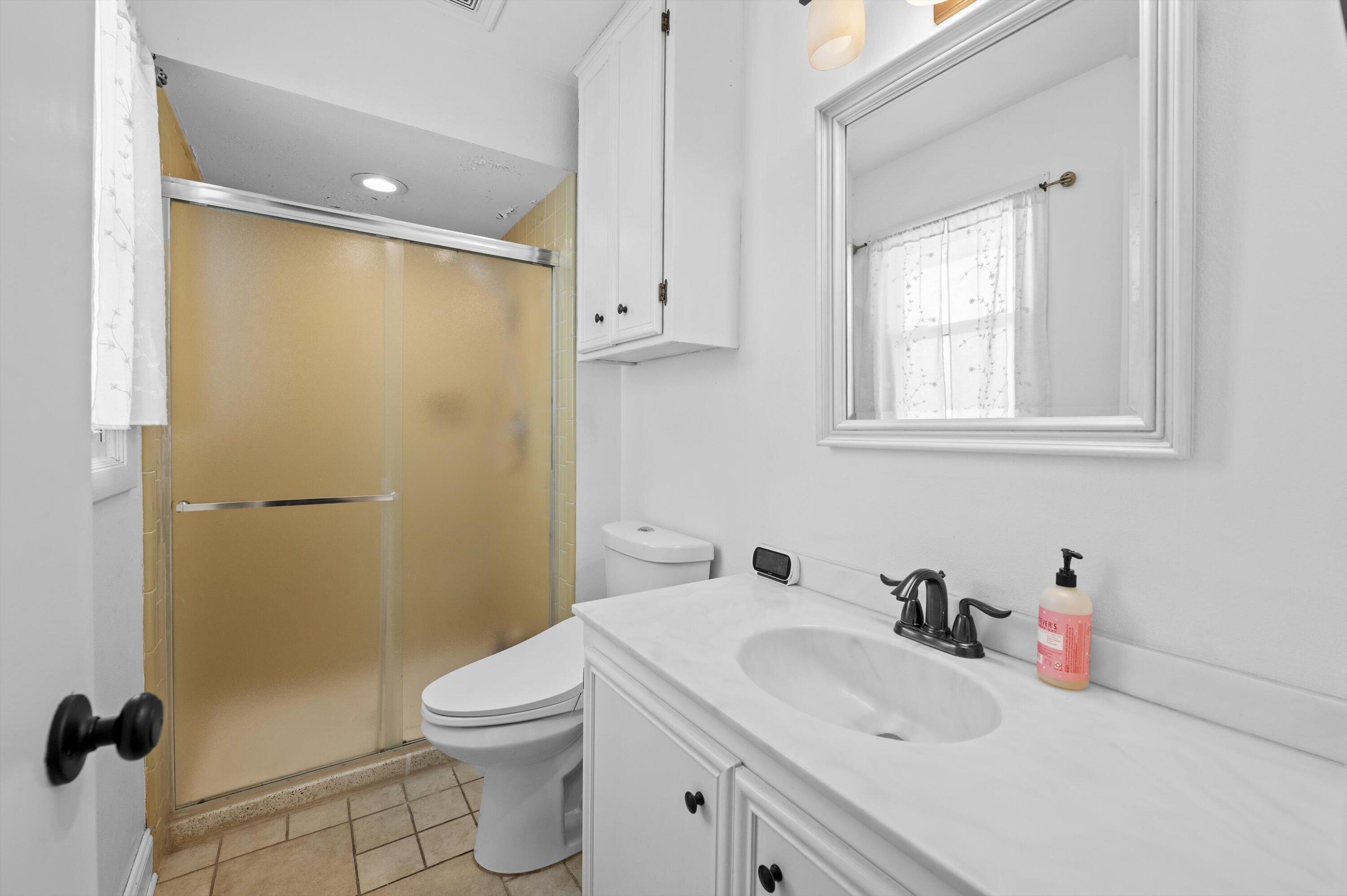 2626 West Ranch Road Mequon, WI 53092 - Photo 18 of 34 18